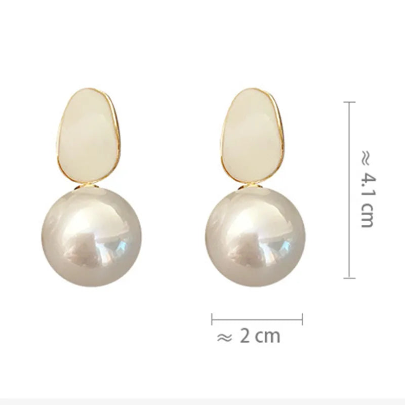 Red Simulated Pearl Earrings G