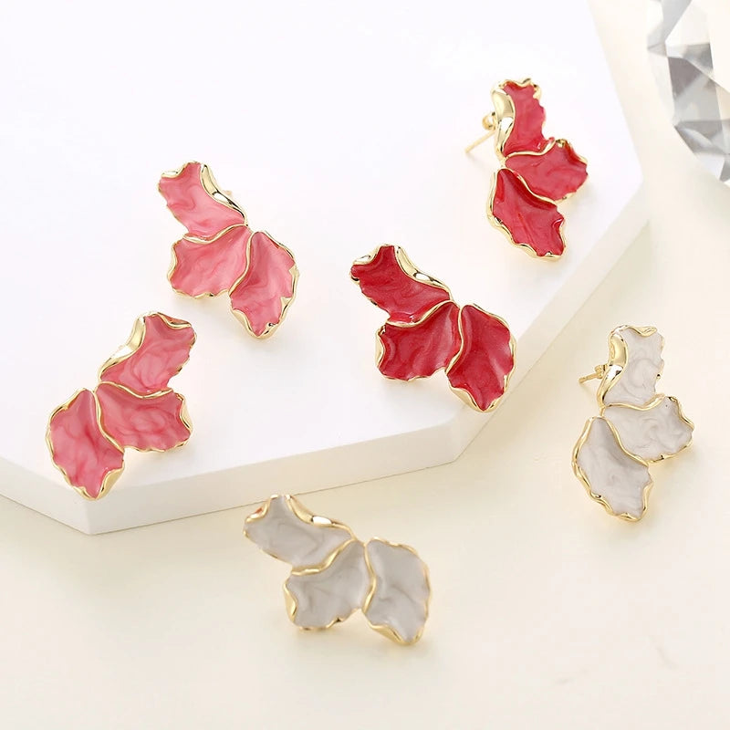 Cream Eanmel Petal Post Earrings